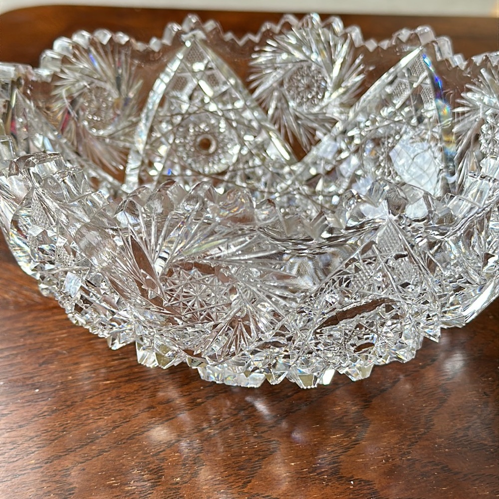Gorgeous Crystal Bowl - Picture 8 of 9
